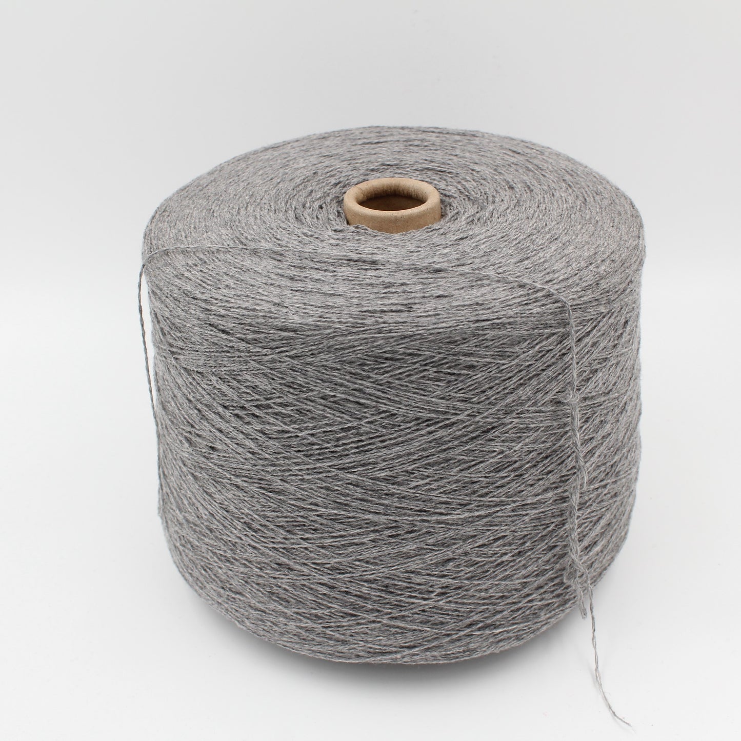 Filato da maglieria in Cashmere Riciclato Nm. 2/13 Made in Italy by Hircus Filati coni da 500 gr