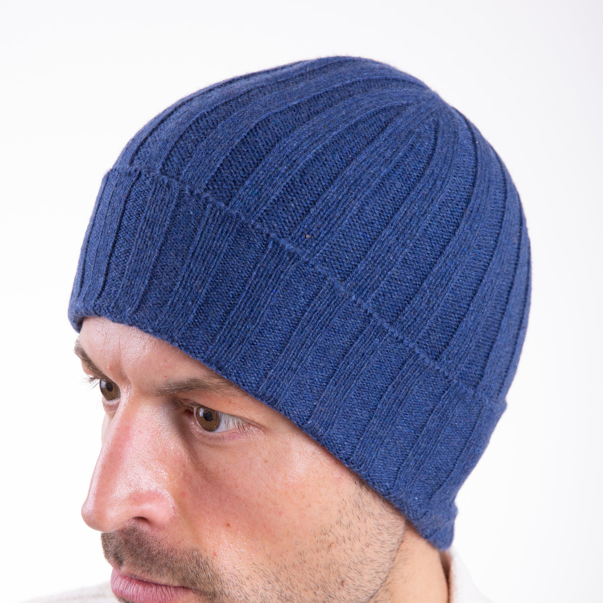 Cappellino a coste 100% cashmere superior Due Toscani Made in Tuscany
