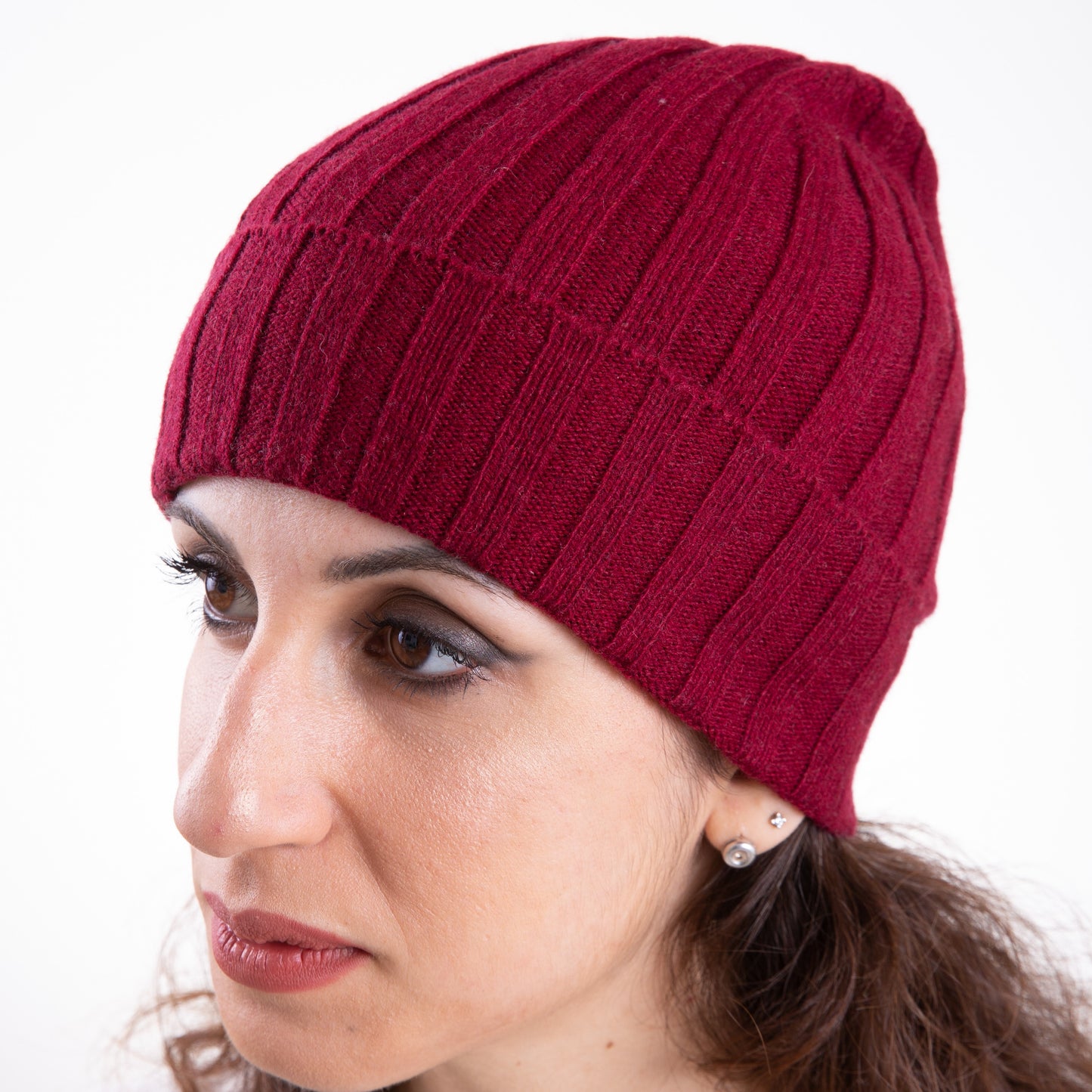 Due Toscani Bonnet côtelé en pur cachemire fabriqué en Italie unisexe élégance artisanale et confort parfait pour tous les jours