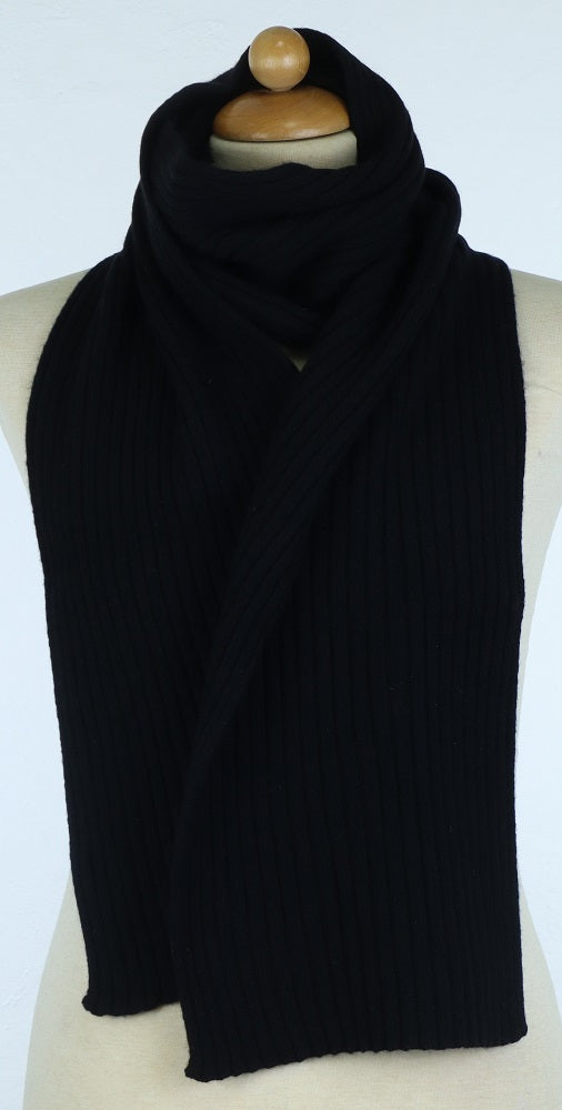 Morbidissima Sciarpa a Coste Unisex in Puro Cashmere Riciclato 25x160 cm Made in Italy Accessorio Elegante e Sostenibile