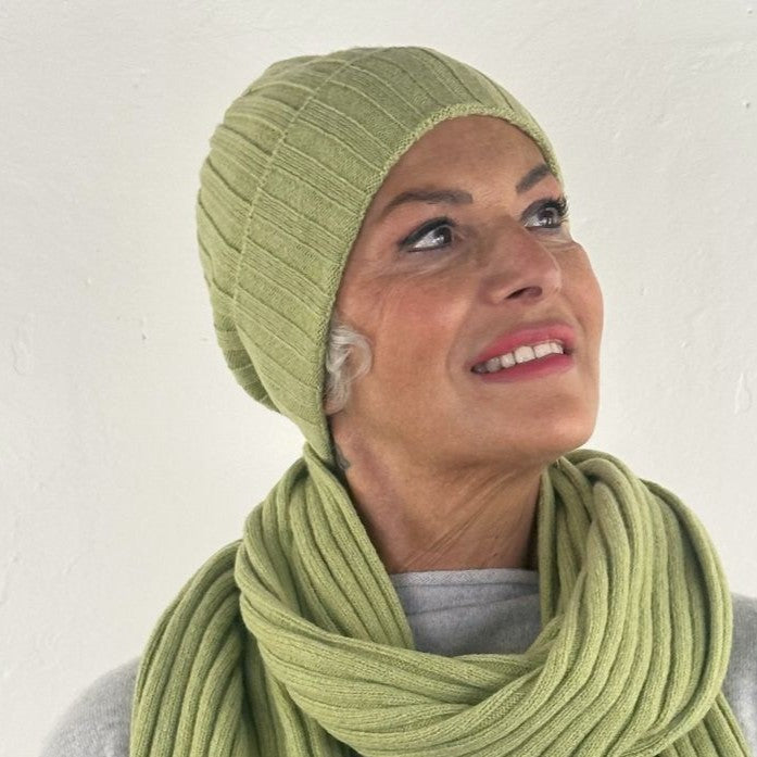 Due Toscani Cappellino a Coste in Puro Cashmere Made in Italy Unisex Eleganza Artigianale e Comfort Perfetto per Tutti i Giorni